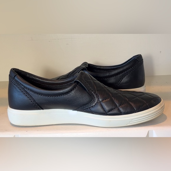 ECCO Women’s Soft 7 Quilted Black 8.5 Leather Slip On Sneakers Size EU 39 - Picture 8 of 11